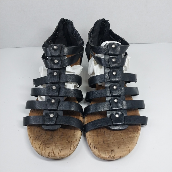 Baretaps Gweneth Strappy Black Leather Casual Sandals Size 7.5 Gladiator Shoes - Picture 2 of 15